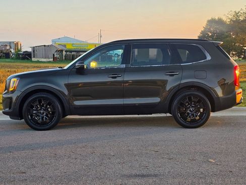 Used 2022 Kia Telluride EX w/ EX Premium Package AWD/4WD image 11