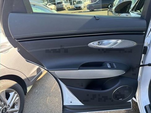 Used 2023 Genesis GV70 2.5T w/ Sport Prestige Package image 16