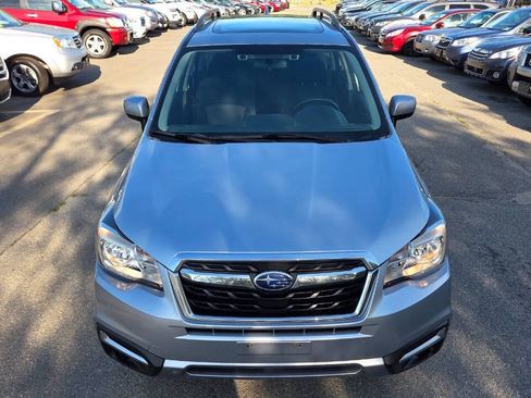 Used 2017 Subaru Forester 2.5i Premium AWD/4WD image 3