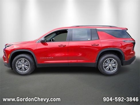 New 2025 Chevrolet Traverse LT w/ Driver Confidence Package image 2