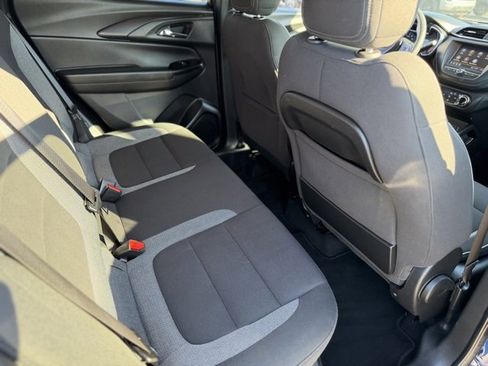 Used 2023 Chevrolet TrailBlazer LT image 35