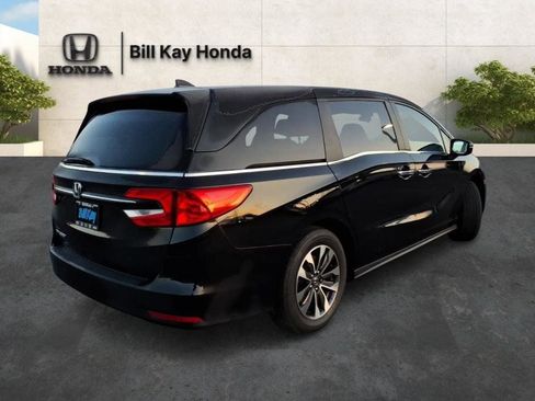 Used 2023 Honda Odyssey EX-L image 3