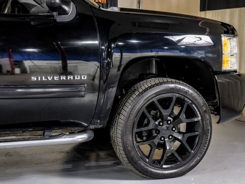 Used 2011 Chevrolet Silverado 1500 LTZ w/ LTZ Plus Package image 7