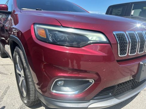 Used 2019 Jeep Cherokee Limited FWD image 2