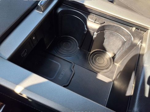 Used 2022 Hyundai Palisade Calligraphy image 12