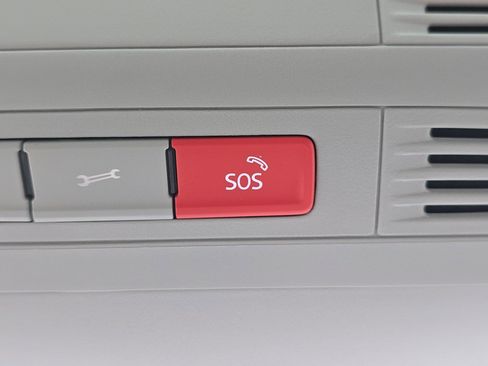 New 2026 Volkswagen Taos SE FWD image 25