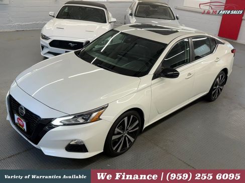 Used 2021 Nissan Altima 2.5 SR w/ SR Premium Package AWD/4WD image 14