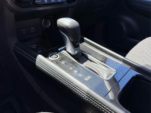 Used 2021 Nissan Kicks SV FWD image 24
