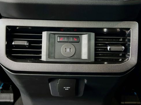 New 2026 Ford F350 Platinum image 30