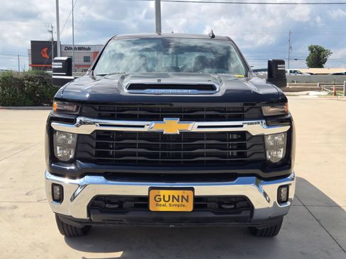 Certified 2025 Chevrolet Silverado 2500 LT w/ Convenience Package AWD/4WD image 2