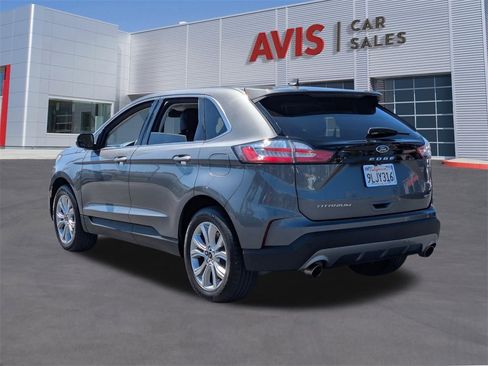 Used 2024 Ford Edge Titanium image 9