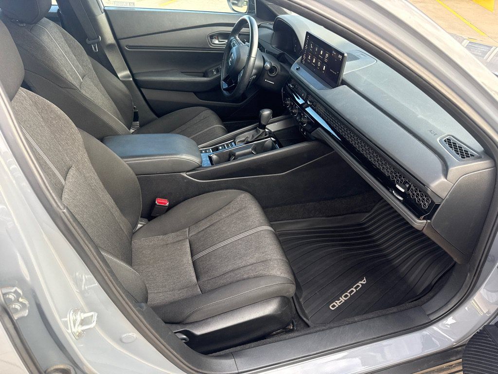 Used 2024 Honda Accord Sport image 14
