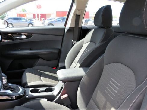 Used 2019 Kia Forte S FWD image 14