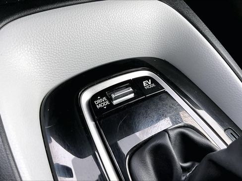Used 2024 Toyota Corolla SE FWD image 31