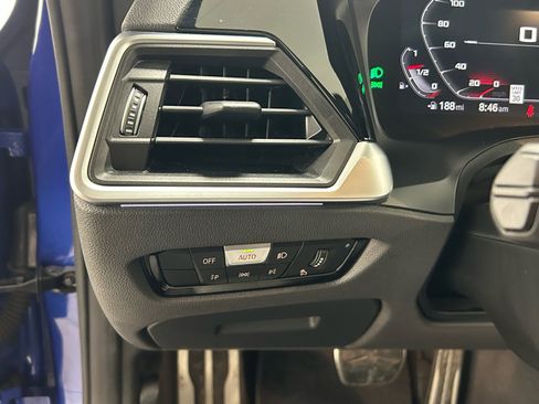 Used 2023 BMW M4 Competition image 30