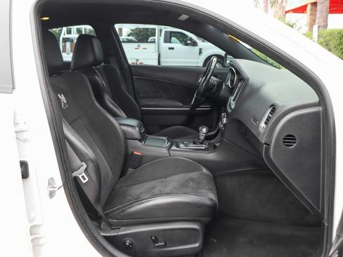 Used 2018 Dodge Charger R/T Scat Pack w/ Dynamics Package RWD image 43
