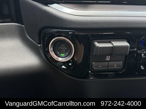 New 2026 GMC Sierra 1500 SLT AWD/4WD image 17