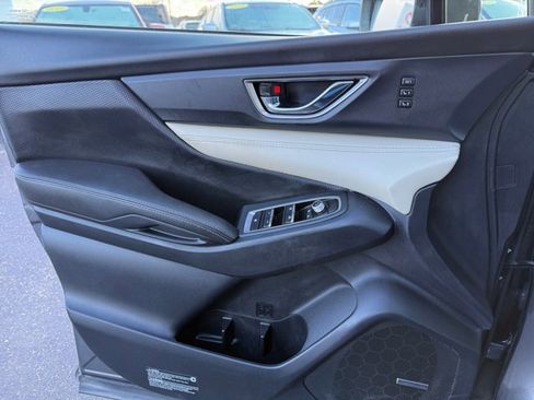 Used 2022 Subaru Ascent Limited w/ Technology Package image 26