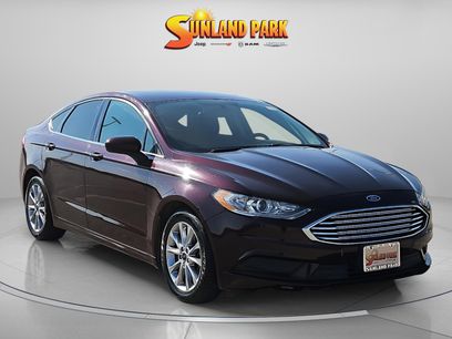 Used 2017 Ford Fusion SE w/ Fusion SE Technology Package