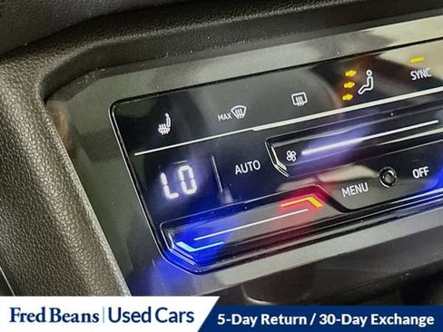 Used 2022 Volkswagen Tiguan SE R-Line AWD/4WD image 20