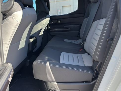 Used 2024 Toyota Tacoma TRD Sport image 13