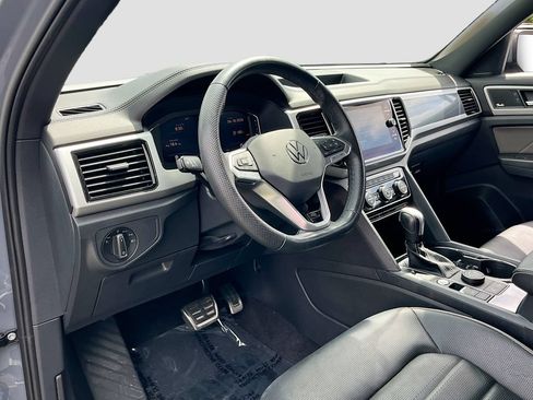 Used 2023 Volkswagen Atlas Cross Sport SEL Premium R-Line AWD/4WD image 9