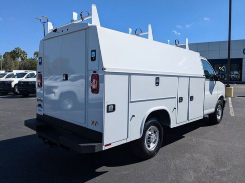 New 2025 Chevrolet Express 3500 w/ Power Convenience Package image 5