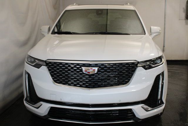 Certified 2024 Cadillac XT6 Premium Luxury AWD/4WD image 3