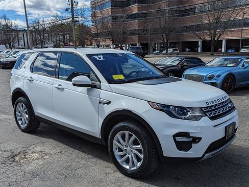 Used 2017 Land Rover Discovery Sport HSE image 5