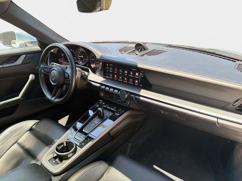 Used 2022 Porsche 911 Carrera S RWD image 25