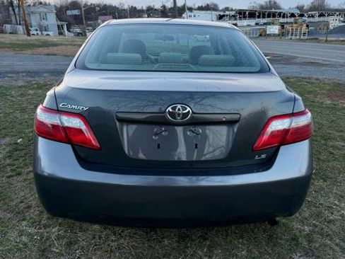Used 2007 Toyota Camry LE image 6