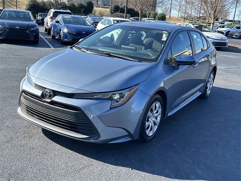 Used 2023 Toyota Corolla LE image 8