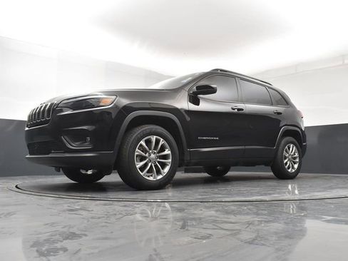 Used 2022 Jeep Cherokee Latitude Lux w/ Sun & Sound Group AWD/4WD image 21