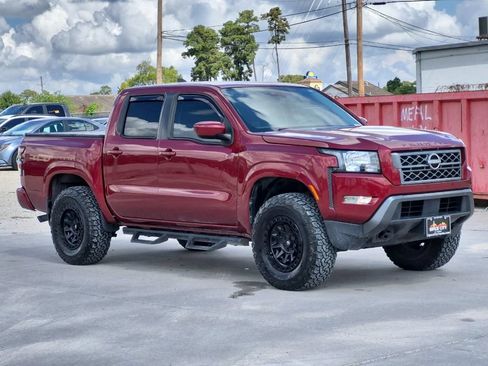 Used 2022 Nissan Frontier SV AWD/4WD image 8