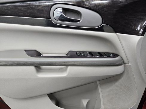 Used 2017 Buick Enclave Convenience FWD image 15