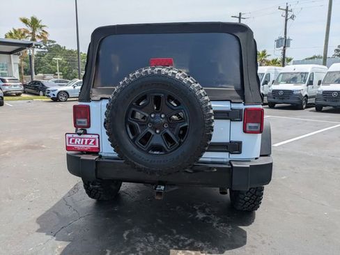 Used 2016 Jeep Wrangler Sport AWD/4WD image 6