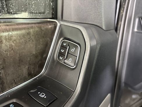 Used 2024 Ford F350 Lariat w/ Black Appearance Package AWD/4WD image 8