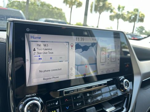 Used 2020 Toyota Highlander Platinum AWD/4WD image 23
