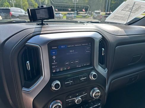 Used 2022 GMC Sierra 3500 SLT w/ SLT Preferred Package AWD/4WD image 26
