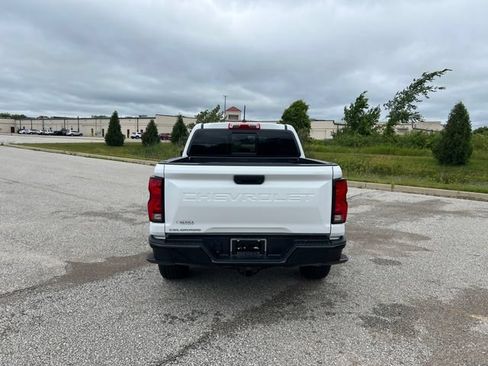Used 2023 Chevrolet Colorado Z71 w/ Z71 Convenience Package 2 AWD/4WD image 6