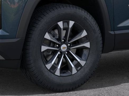 New 2027 Chevrolet Equinox LT w/ LPO, Floor Liner Package FWD image 9