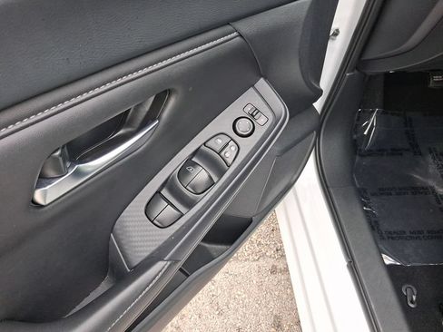Certified 2023 Nissan Sentra SV w/ All-Weather Package FWD image 15