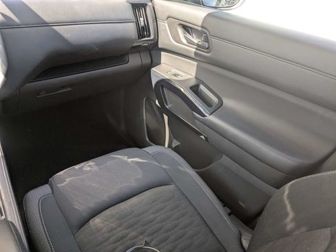 Used 2025 Nissan Pathfinder SV FWD image 19