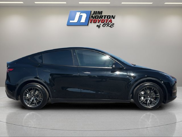 Used 2024 Tesla Model Y Long Range AWD/4WD image 4