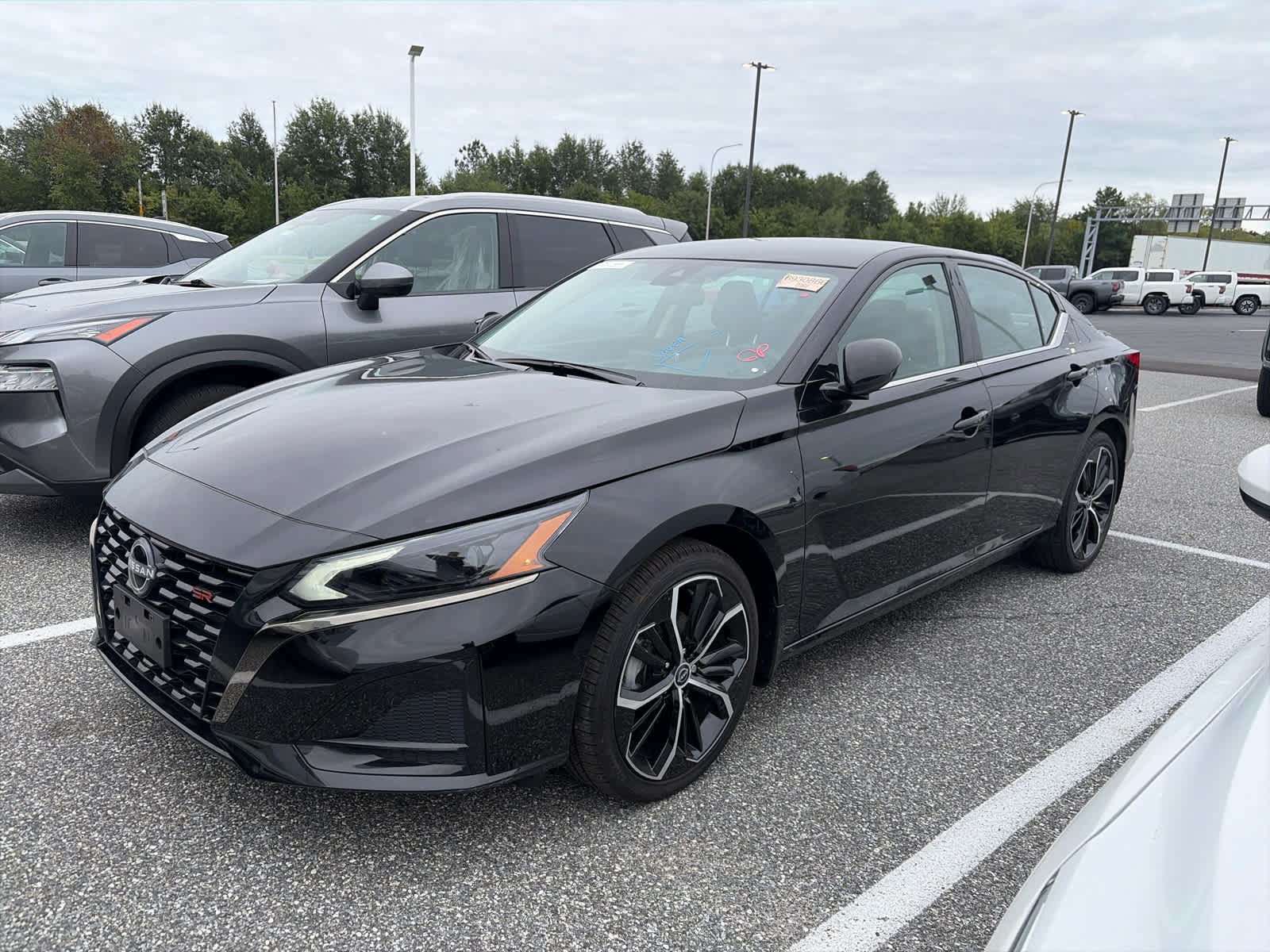 Used 2025 Nissan Altima 2.5 SR FWD image 1