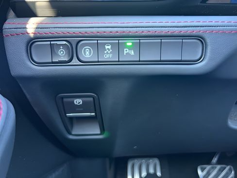 Used 2023 Acura MDX A-Spec image 23