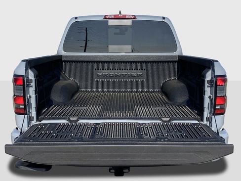 New 2026 Nissan Frontier SV w/ Tow Package RWD image 9