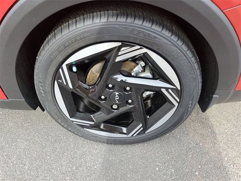 Certified 2025 Kia K4 EX image 11