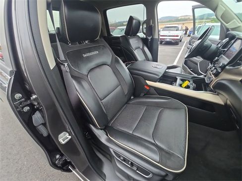 Used 2022 RAM 1500 Laramie image 24