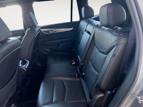 Certified 2025 Cadillac XT6 Luxury w/ LPO, Floor Liner Package image 11